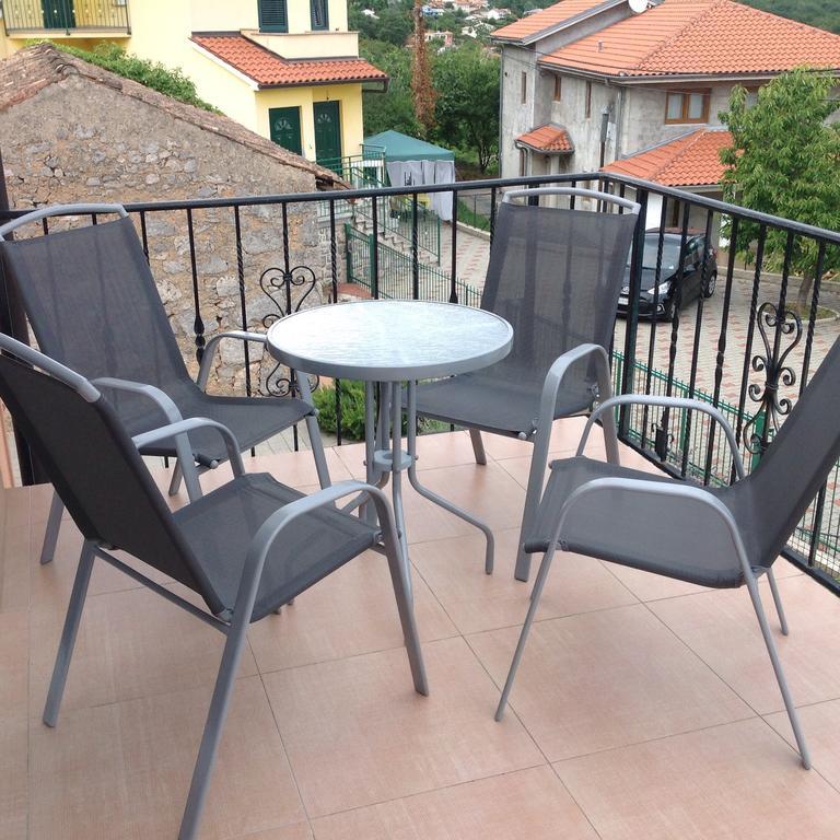 Apartman Dubravka 1 Lovran Exterior foto