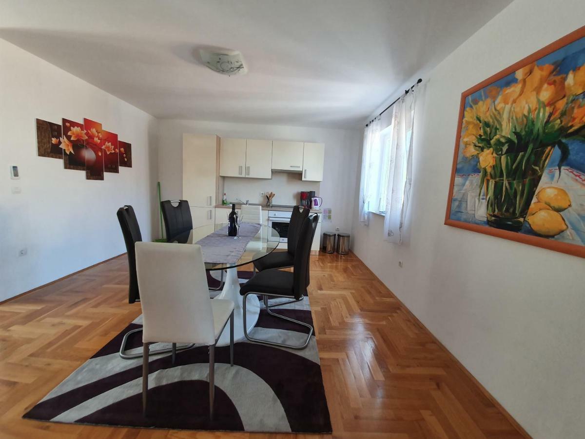 Apartman Dubravka 1 Lovran Exterior foto